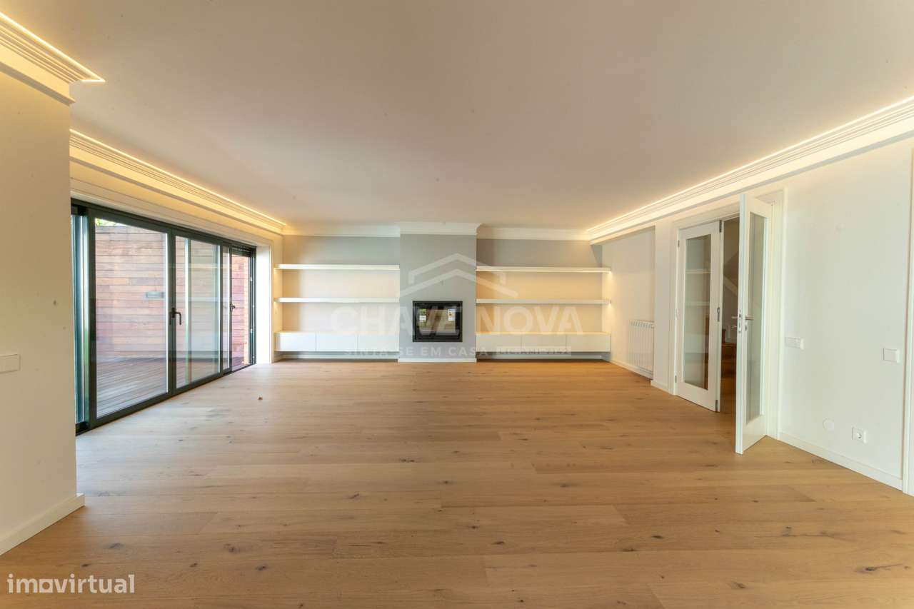 Moradia renovada com piscina e jardim privativo à venda na Foz, Porto-13