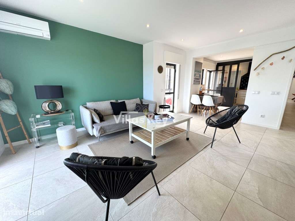 Apartamento Luminoso Renovado Com Varandas Perto Da Praia E Do Centro