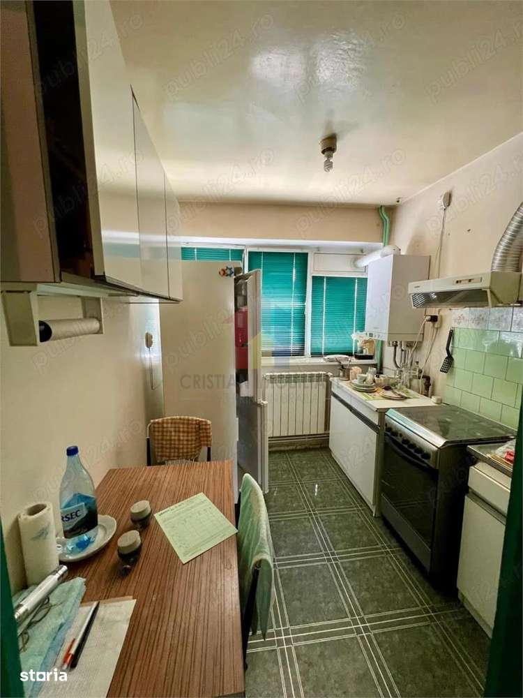 Super Pret! Ap 3 cam conf 1 Garii etaj 3 LIBER - Imagine principală: 5/7