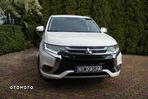 Mitsubishi Outlander - 2