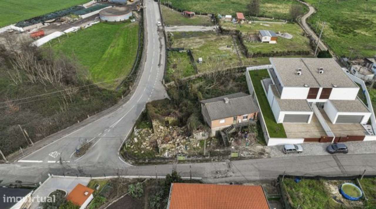 Terreno à venda em Sande São Lourenço-Guimarães - Grande imagem: 2/10
