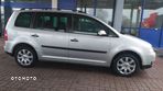 Volkswagen Touran 1.6 FSI Trendline - 10