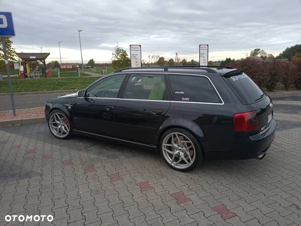 Audi S6 Avant 4.2 Quattro - 12