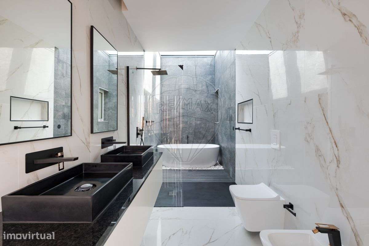 Moradia T4 para venda-31