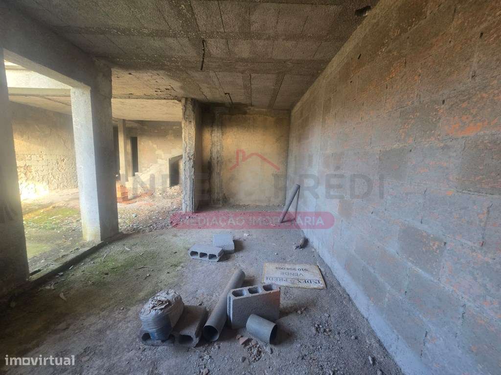 Moradia C/ dois pisos em Construção - Águeda-10