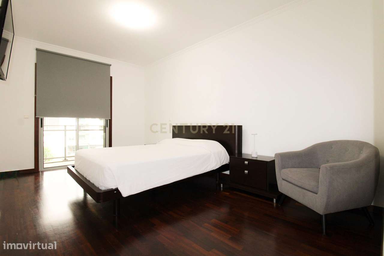 Apartamento T2 em Funchal (São Pedro) com Vista Mar-14