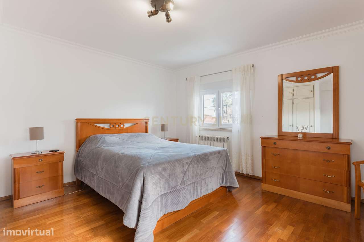 Moradia T3 de Charme no Bairro da Encarnação-19