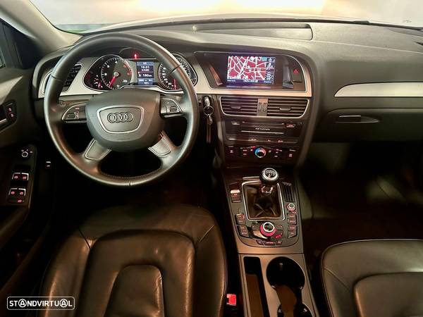 Audi A4 2.0 TDI Exclusive - 2