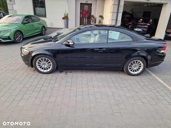 Volvo C70 2.0D Momentum - 8