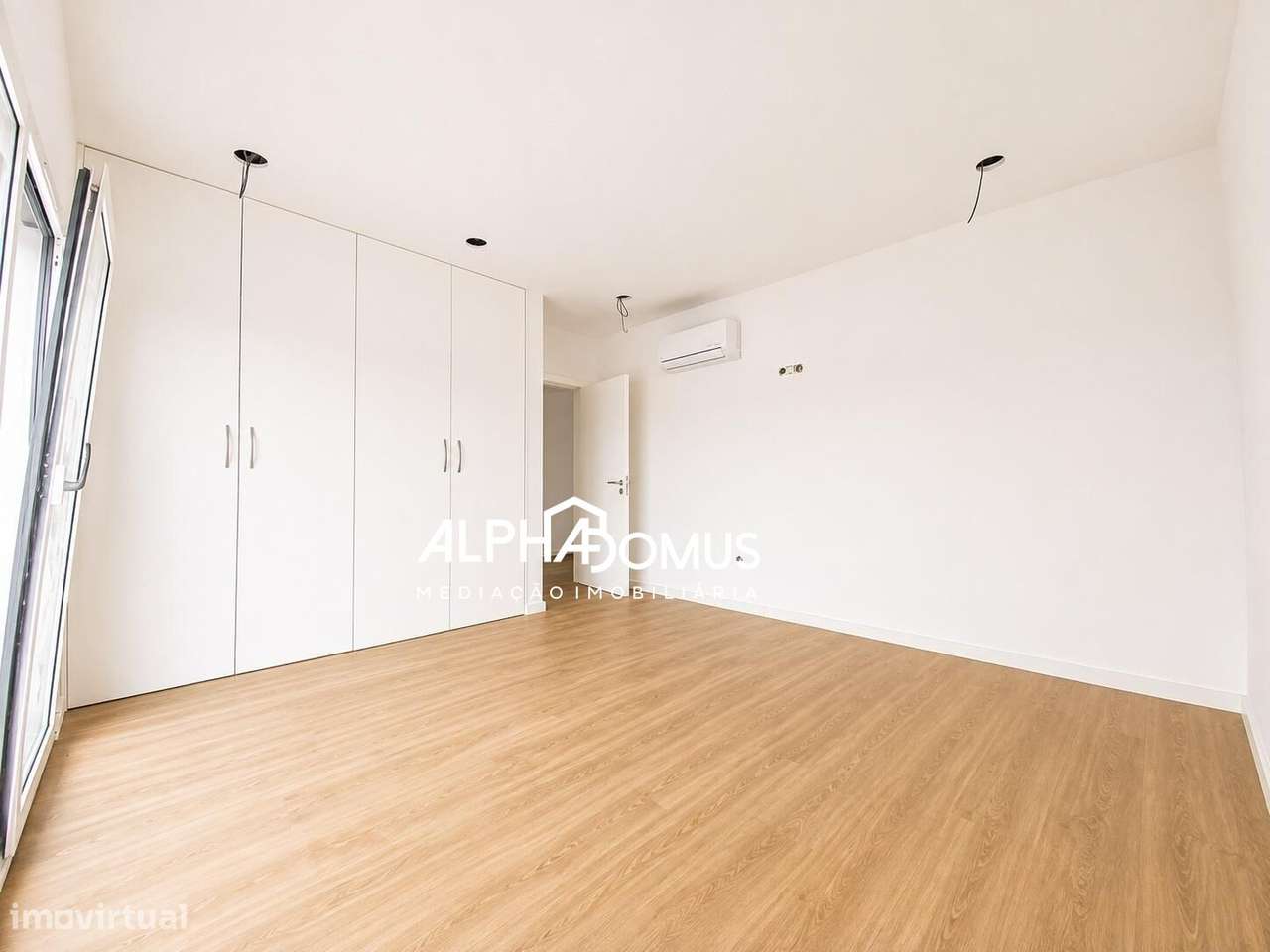 Moradia nova T3+1 com garagem em Pedrome-18