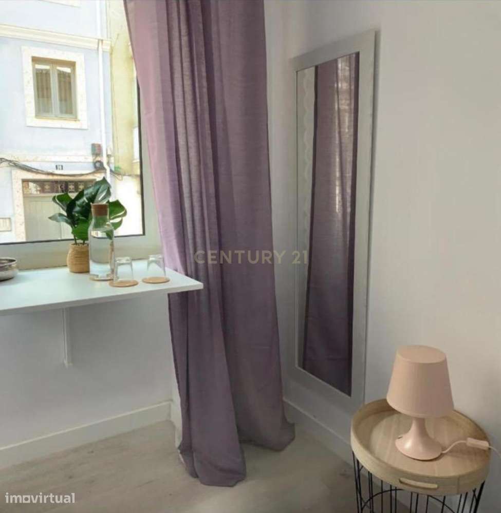 Apartamento T3 + 1 com Licença de Alojamento Local – Estrela/Campo de-8