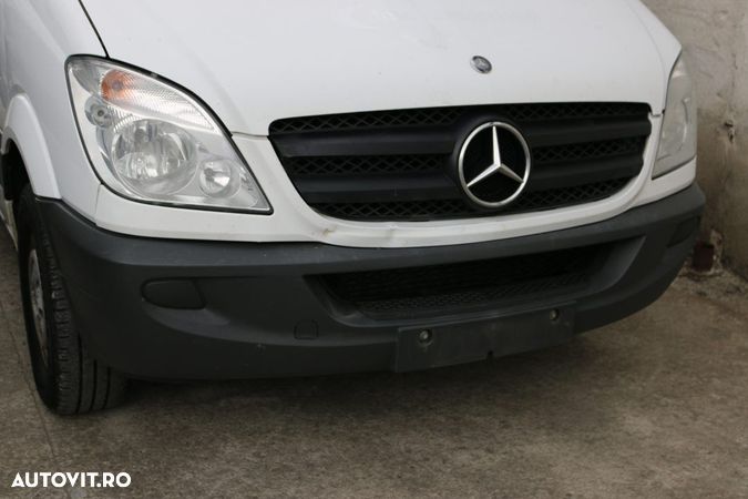 Grila Fata Mercedes Sprinter 313 2.2CDI Euro 5 2011 - 2016 - 1