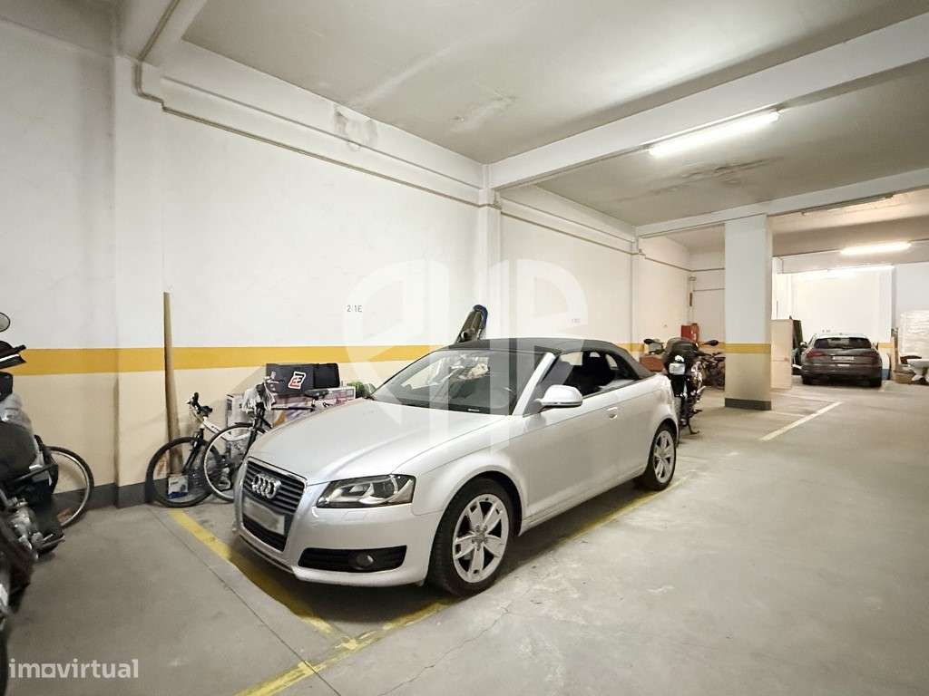 Apartamento T3 / C/Parqueamento // Santa Marta Corroios-48