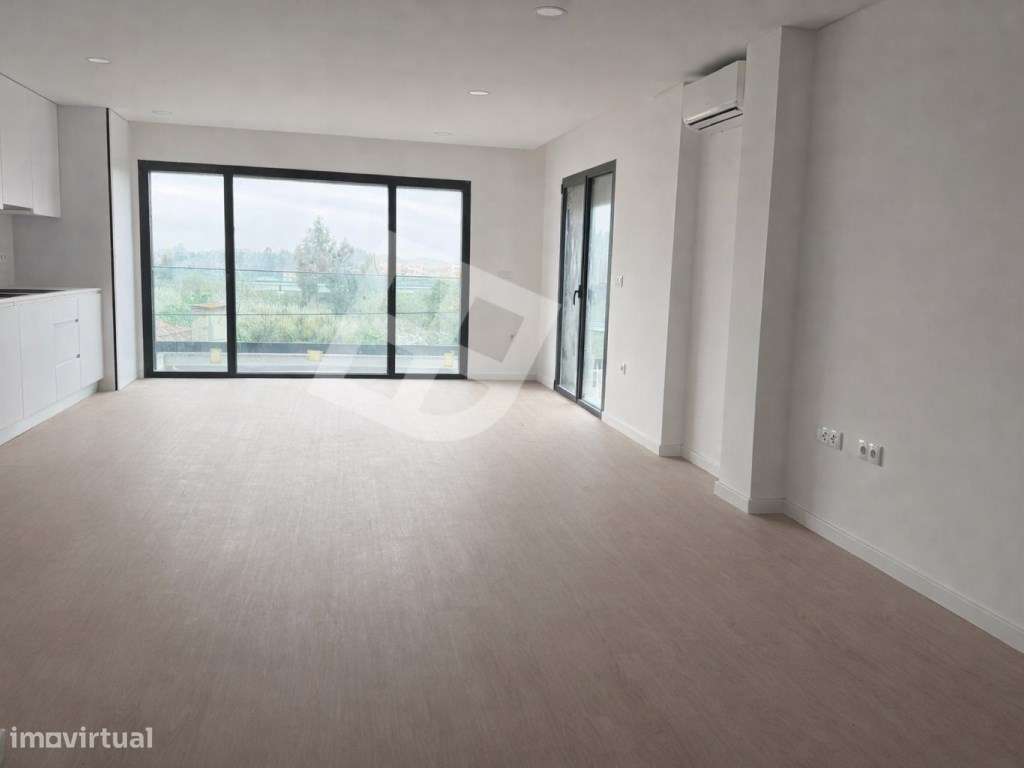 Apartamento T2 Dúplex - amplos terraços - Esgueira - Grande imagem: 3/21