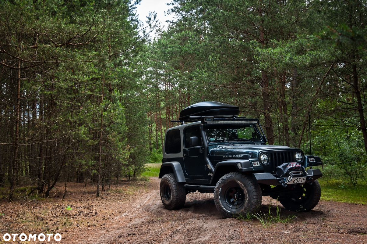 Jeep Wrangler - 10