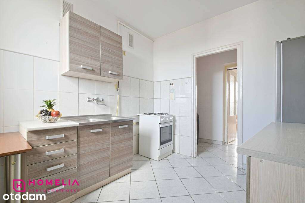 Centrum Kielc, duży balkon i parking-9