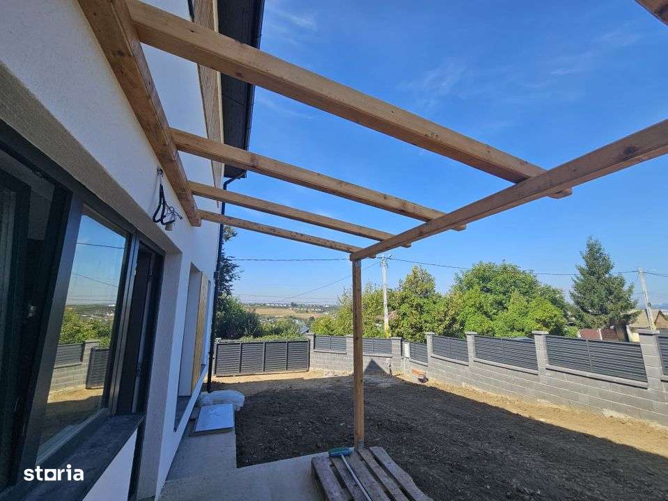 Vila eleganta tip duplex Visan-6