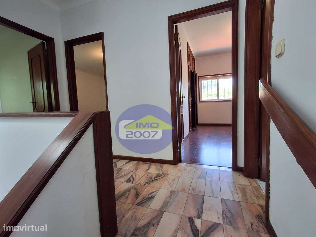 Moradia T3 em Miramar-38