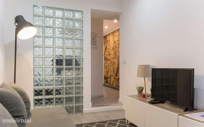 Apartamento T1 em Santos-O-Velho - Grande imagem: 4/12