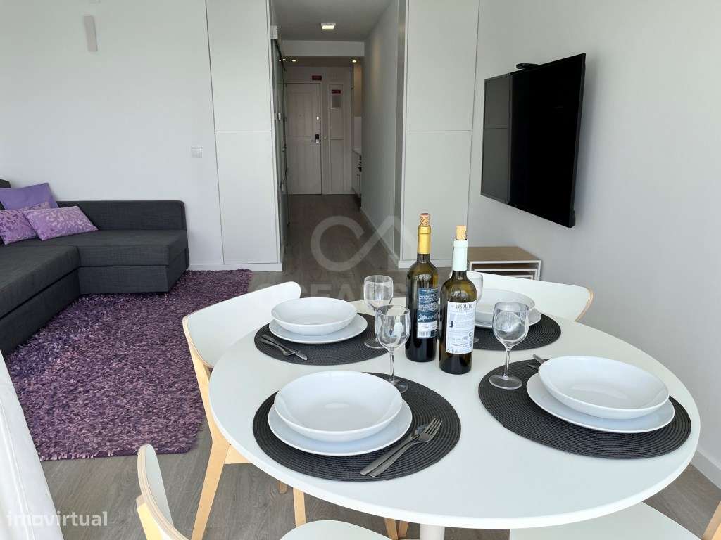 Apartamento T1, Totalmente renovado, com terraço e vista mar - Sesi...-5