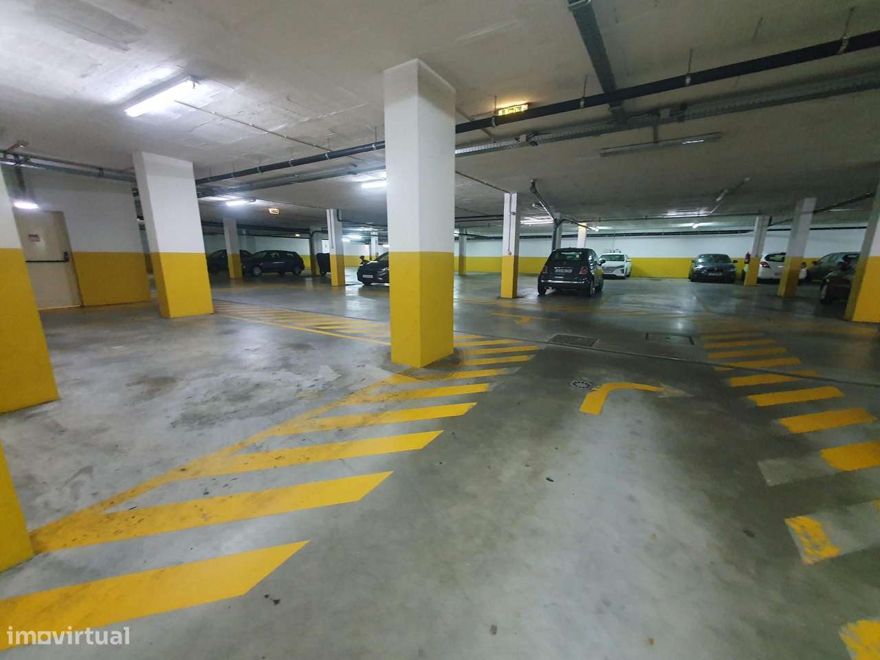 Apartamento T3 em Oliveira do Douro | Arrumo + Parqueamento-16