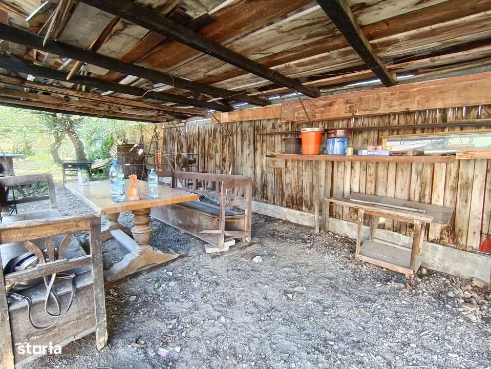 Casa cu 2 camere, 250 mp, zona sud-est - Imagine principală: 4/19