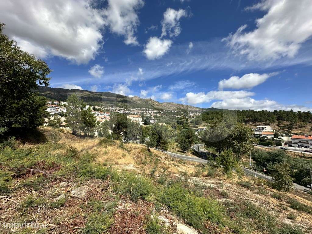 Venda Conjunta: Apartamento T2 com Garagem + Lote de Terreno (3050m...-37