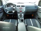 Ford Kuga 2.0 TDCi 2x4 Titanium - 11