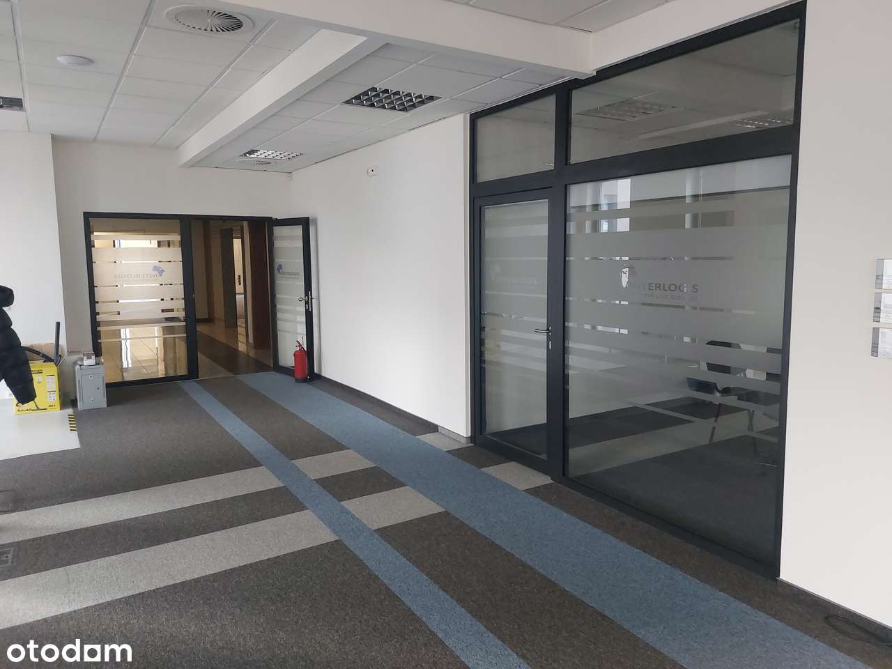 Biuro do wynajęcia bezpośrednio pl. Jana Pawła II - Pełny obrazek: 2/3