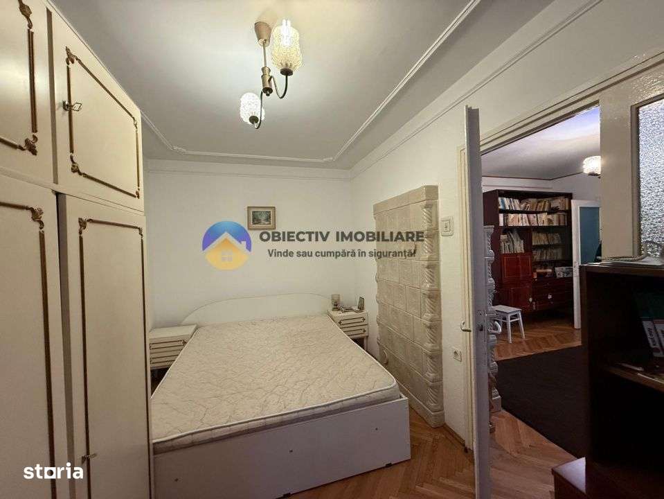 Apartament 3 camere de vanzare – Zona Centrala, Piatra Neamt - Imagine principală: 4/13