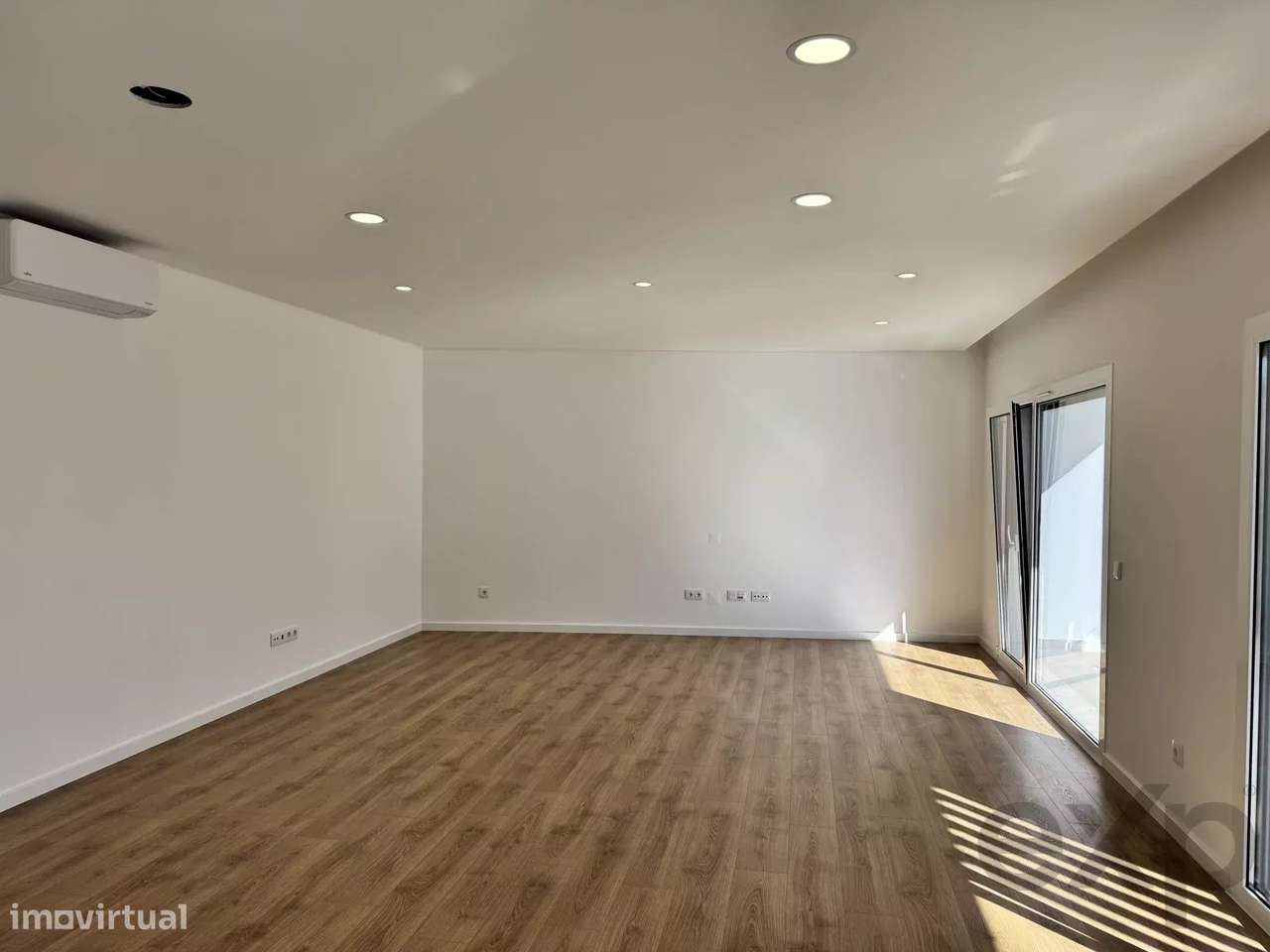 Apartamento moderno com 3 quartos e 142m² em Seixal - Grande imagem: 4/41
