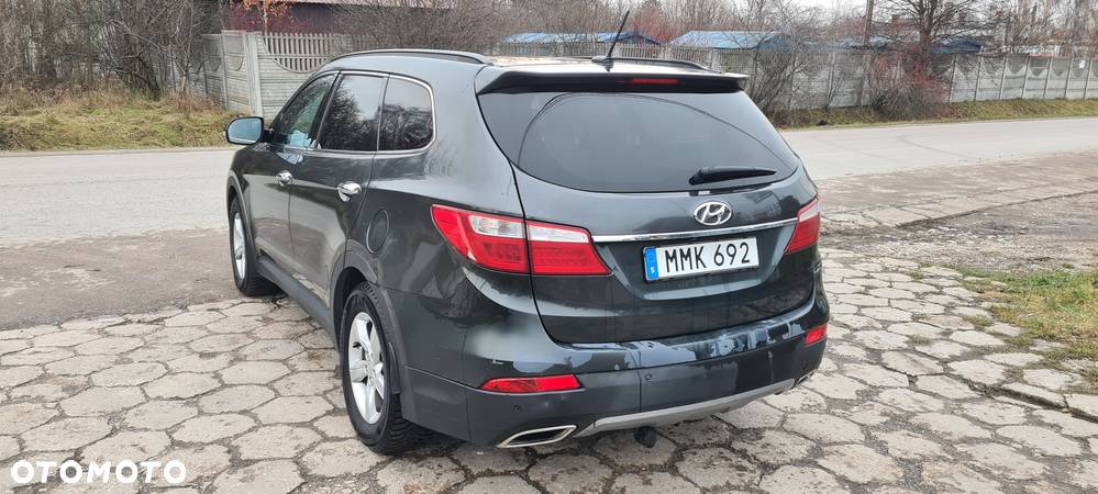 Hyundai Grand Santa Fe 2.2 CRDi Executive 7os - 4