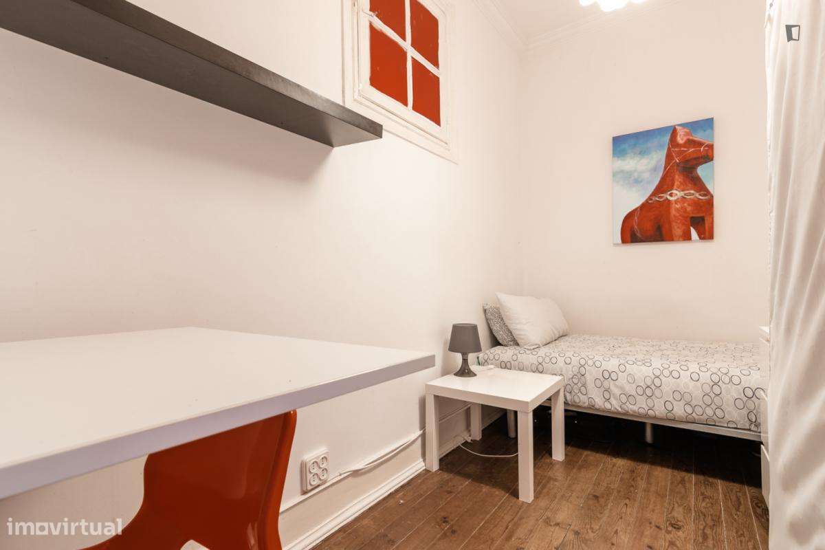 Quarto - localizado em Arroios Lisbon - Grande imagem: 4/6