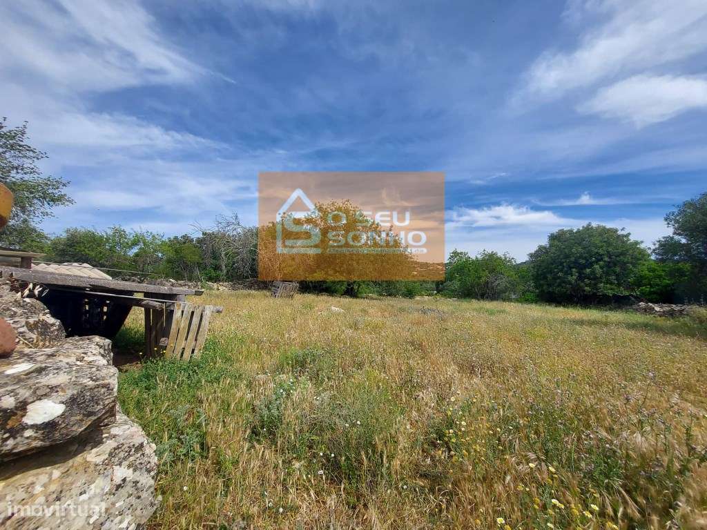 Casa Antiga para recuperar perto de São Brás de Alportel-18