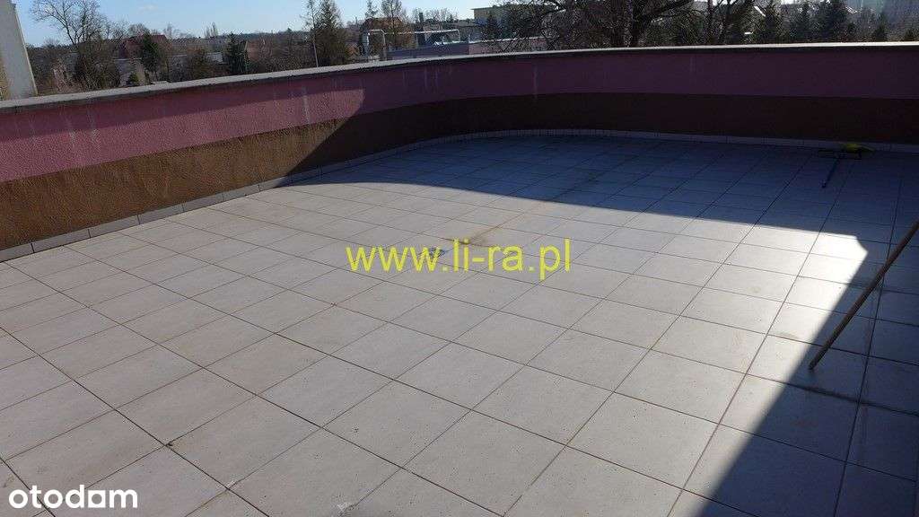 Dom 4pokoje,salon,2łaz. 142m z lok.usługowym 190m-15