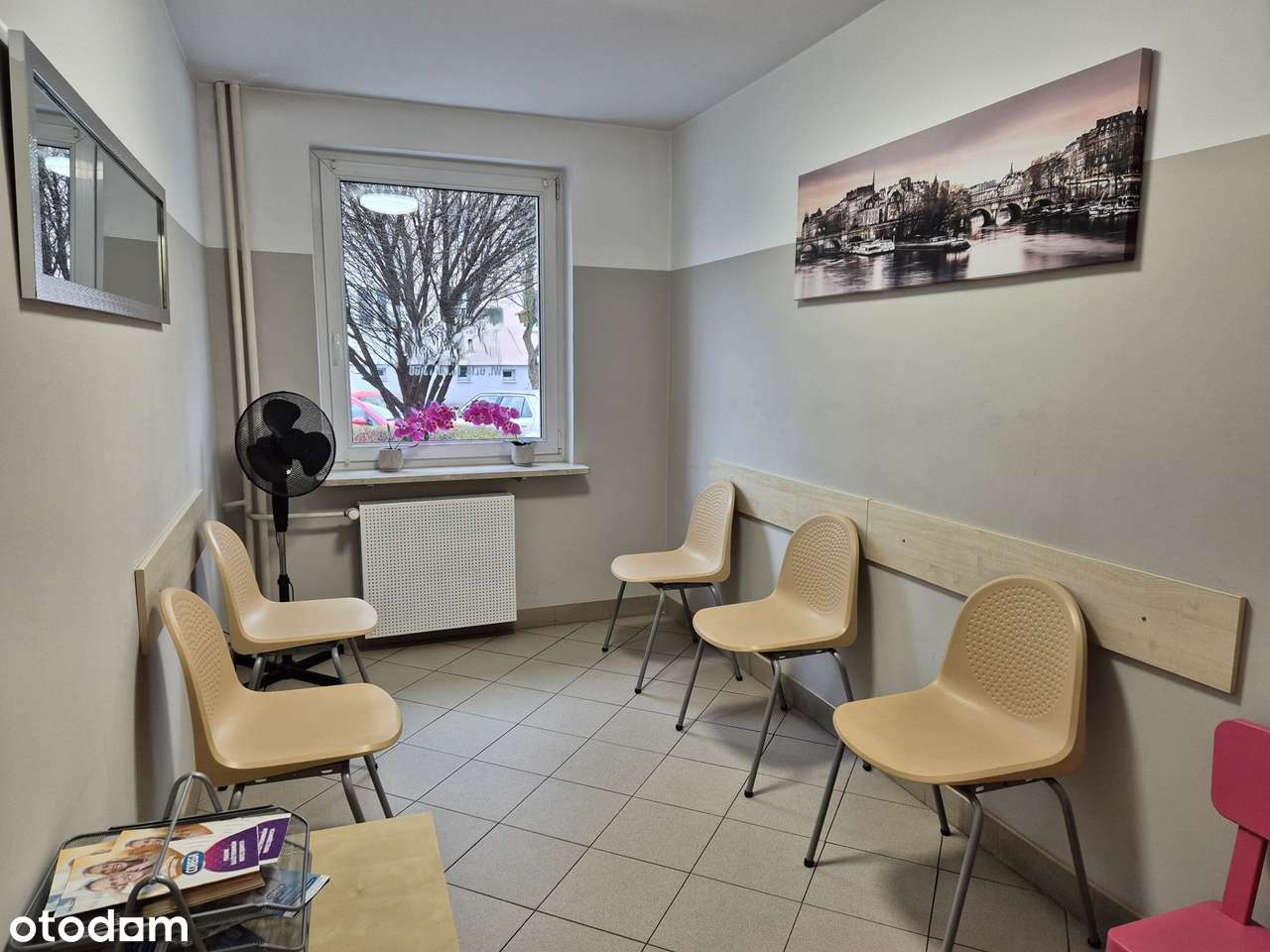 Mieszkanie w centrum idealne na biuro lub inne usługi-3