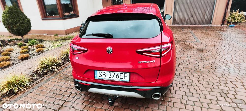 Alfa Romeo Stelvio - 18