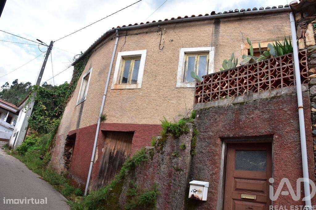 Casa / Villa T2 em Miranda do Corvo de 100,00 m2 - Grande imagem: 4/27