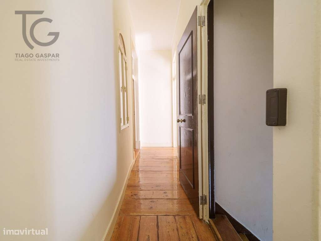 T1+1 em Alfama - Rua das Escolas Gerais-12