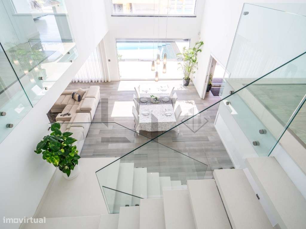 Moradia T4 Smart Home com Piscina, para Venda na Aroeira, Charneca ...-16