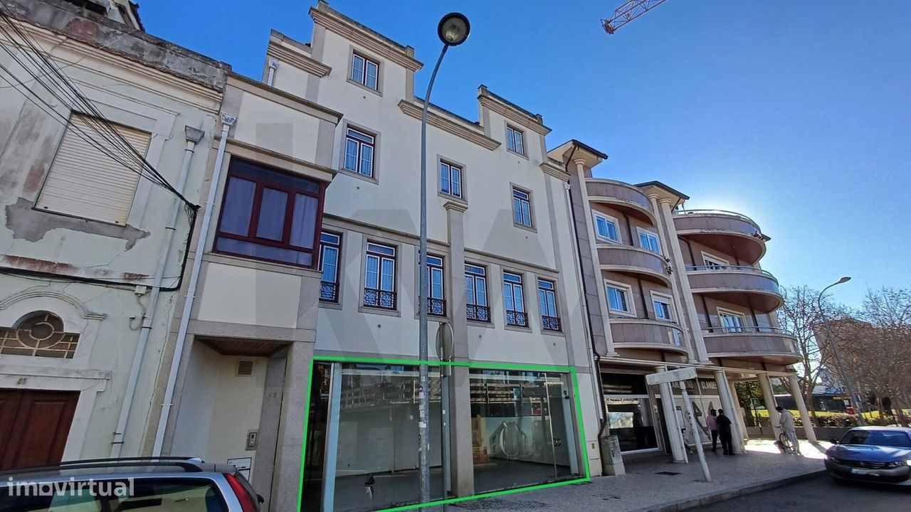 Venda de Loja espaçosa no Alboi, Aveiro - Grande imagem: 1/22