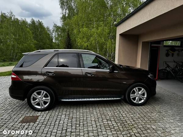 Mercedes-Benz ML 350 BlueTec 4-Matic - 15