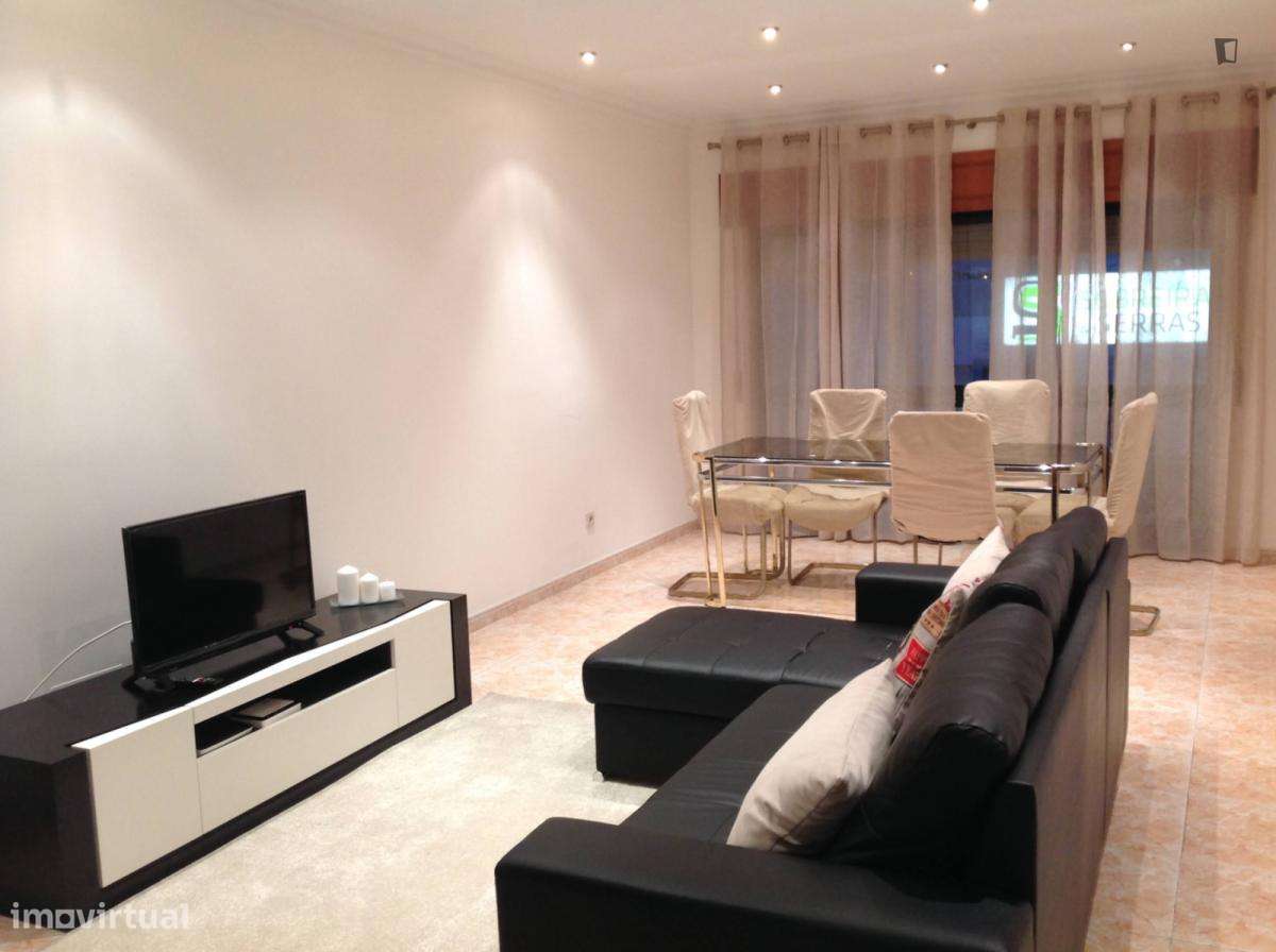 Quarto - localizado em Sintra Lisbon - Grande imagem: 2/15