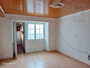 VENDA de APARTAMENTO T1 - Biscoitos, Calheta, Ilha de São Jorge, Aç... - Grande imagem: 4/11
