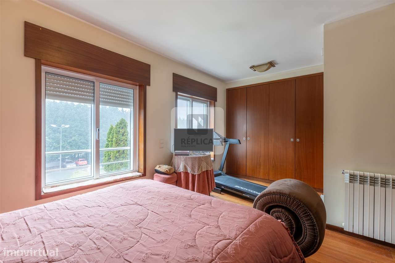 Moradia T5 com jardim e garagem | Senhora da Hora, Matosinhos-25