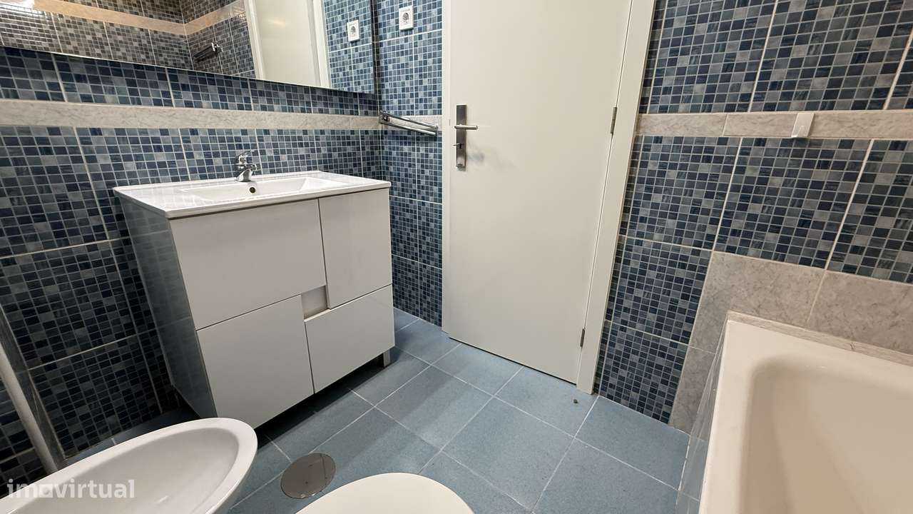 Apartamento T2 Remodelado, Rio Tinto-17