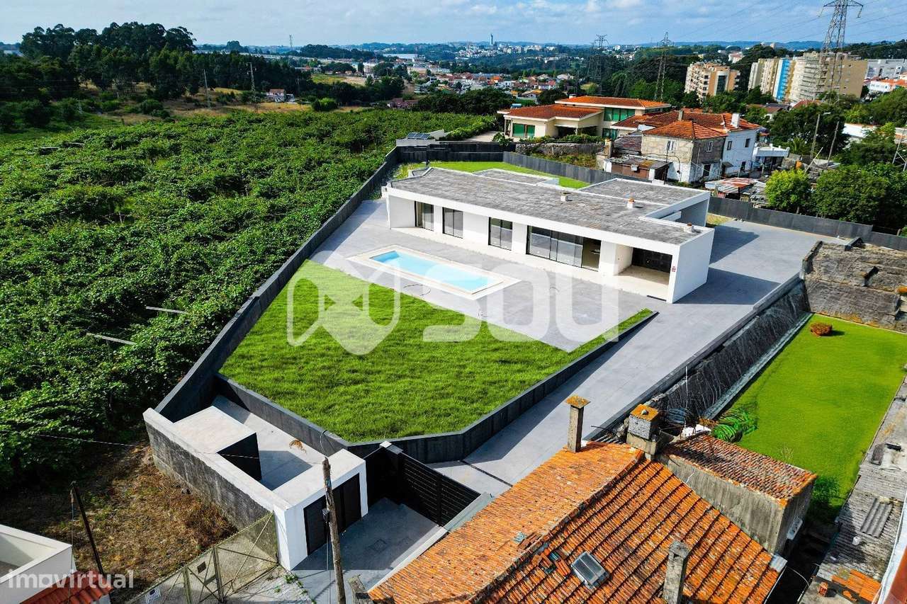 Moradia T4 de Luxo – São Mamede de Infesta, Porto - Grande imagem: 2/30