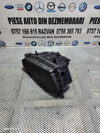 Carcasa Calculator Motor ECU Bmw Seria 4 F32 F33 F36 CAPAC FISURAT Motor N47D20D Dezmembrez Bmw Seria 4 F32 F33 F36 Coupe 2.0 Diesel N47 Bi-Turbo Volan Stanga - Dezmembrari Arad - 1