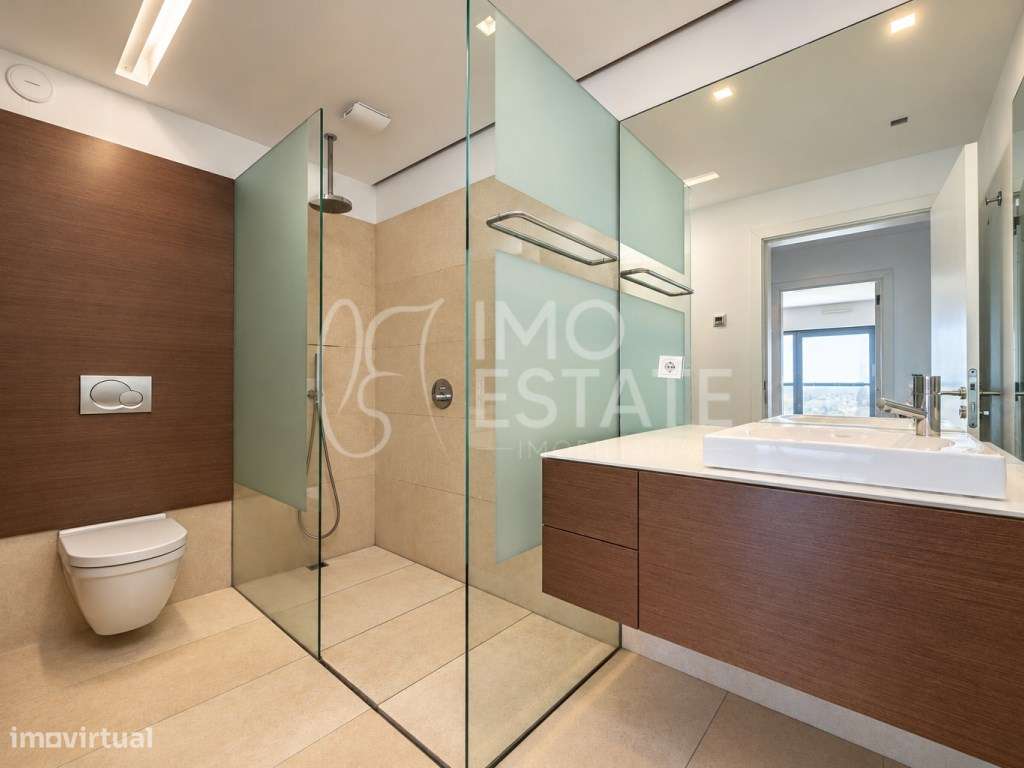 Apartamento T3 Condomínio Privado | Lisboa-16