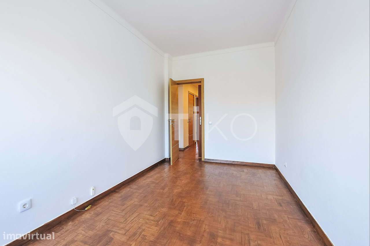 Apartamento T3 renovado no Montalvão, Setúbal-5